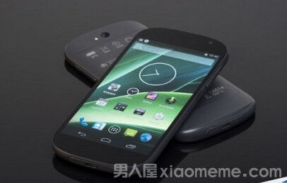 ˹ͳվϰϯYotaPhone 2˹ע ˫5ֻ YotaPhone ½й